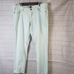 Womens size 12 Mint Green Skinny Jeans 19"w 30"L